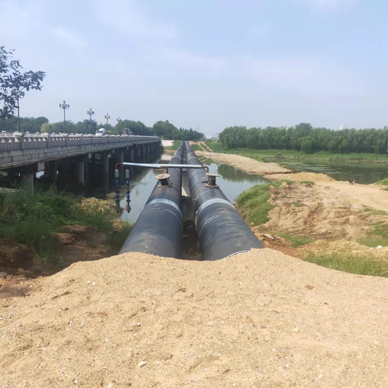 潍坊西气东输顶管施工输油管道清洗